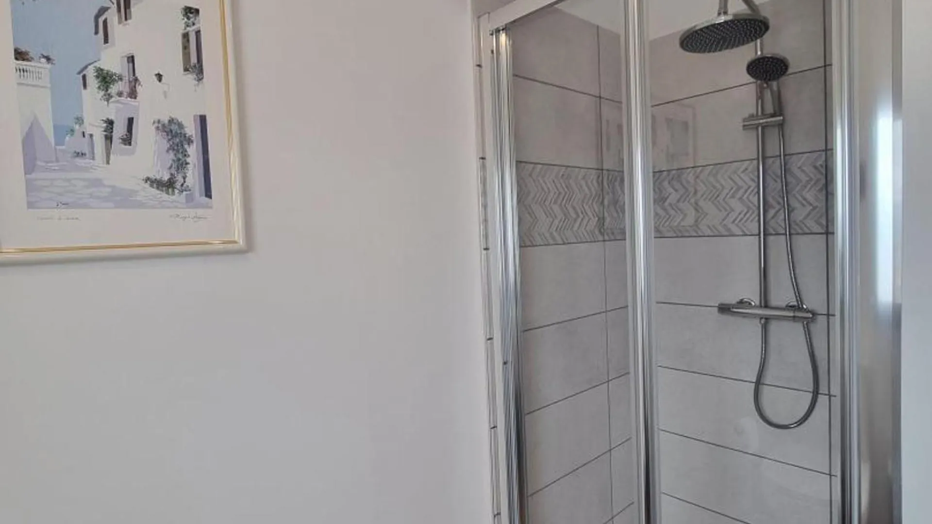 Holiday home Gite 4 Pers, Terrasse & Jardin, Pres Des Bois Noirs - Fr-1-496-348 Saint-Priest-la-Prugne